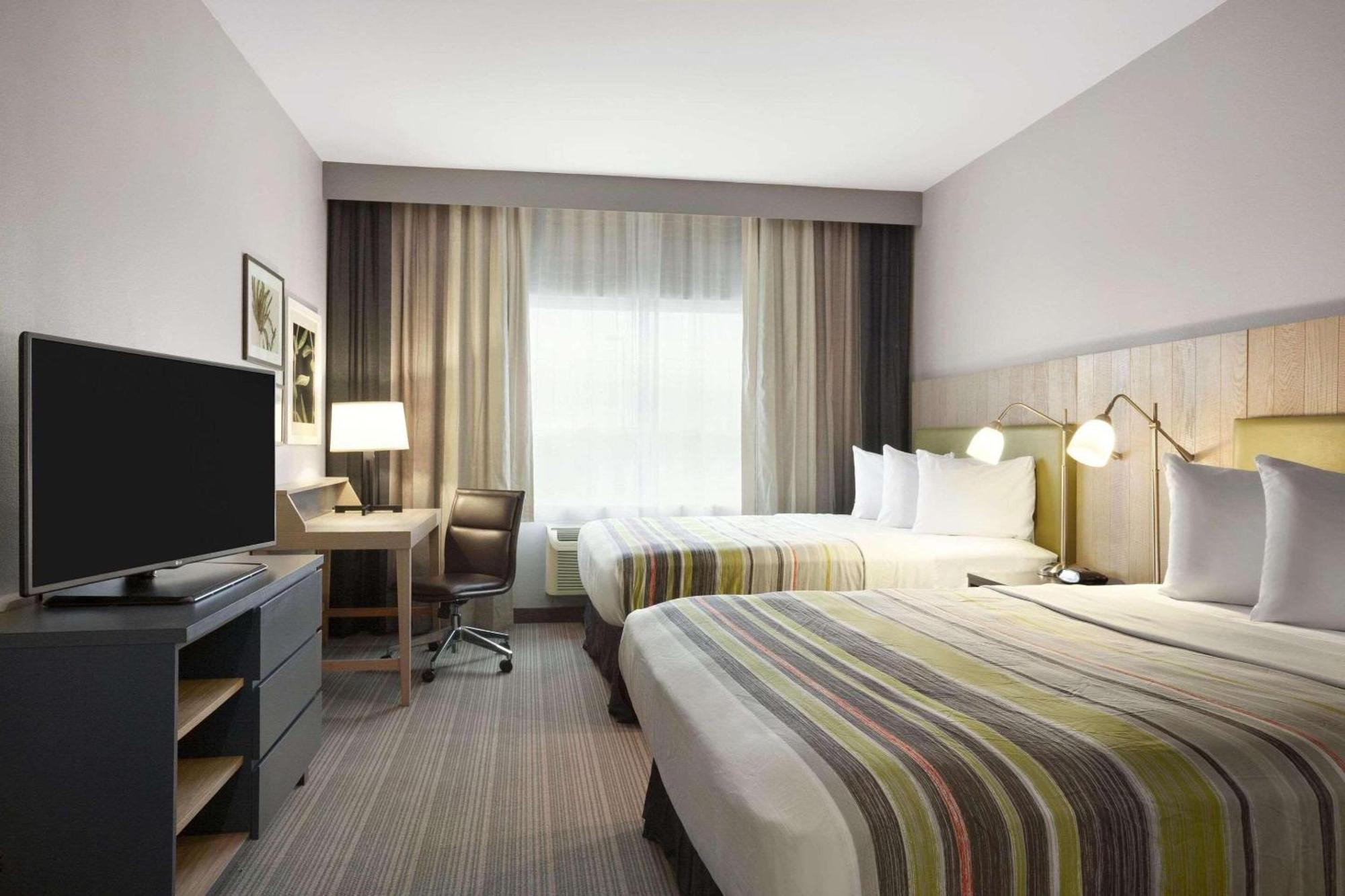 Country Inn & Suites By Radisson, Wausau, Wi Schofield Dış mekan fotoğraf