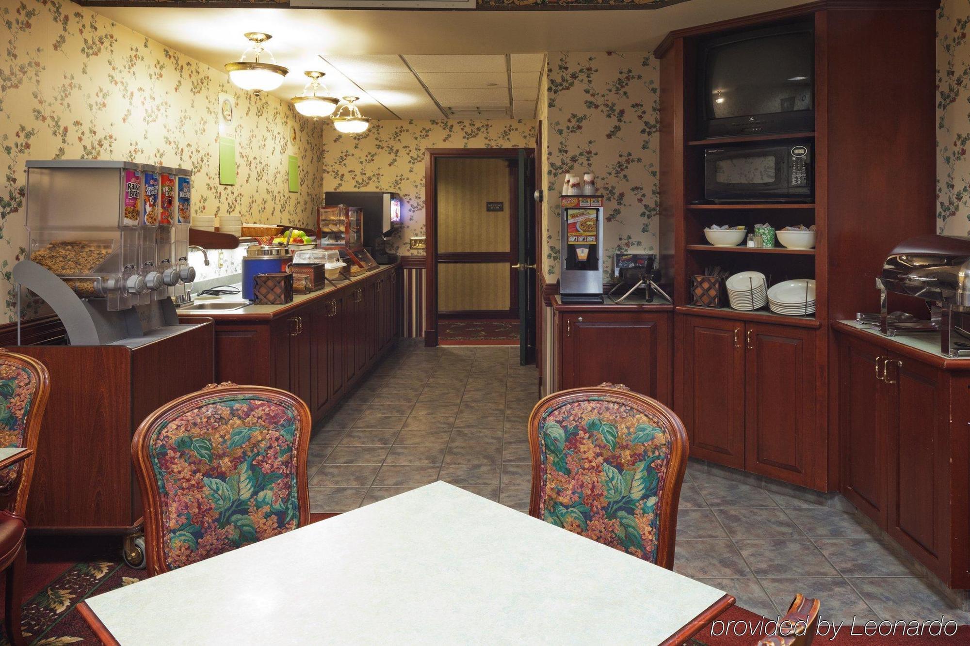 Country Inn & Suites By Radisson, Wausau, Wi Schofield Dış mekan fotoğraf